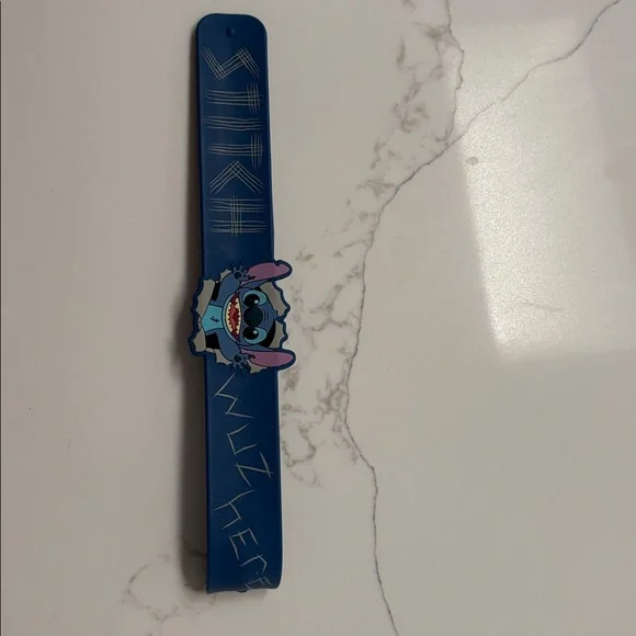 Disney stitch snap bracelet new without tag stitch was here - Picture 2 of 2